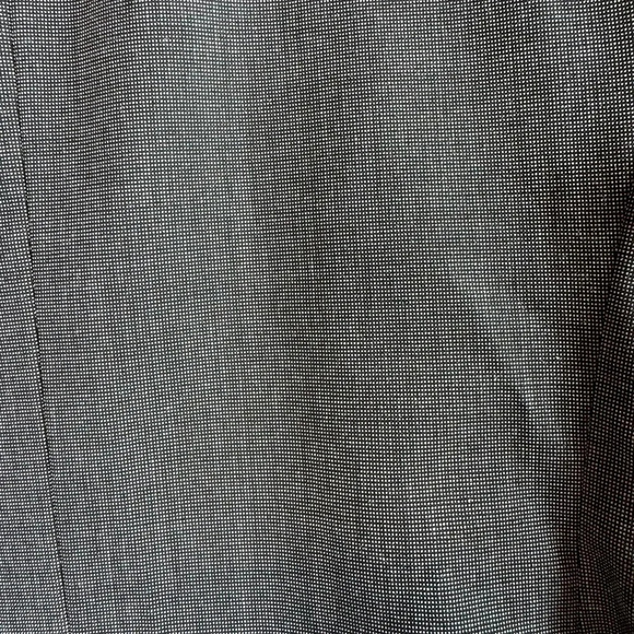 The Limited Women’s‎ NWT Gray Blazer Size 2 One Button Faux Pockets - Picture 6 of 6